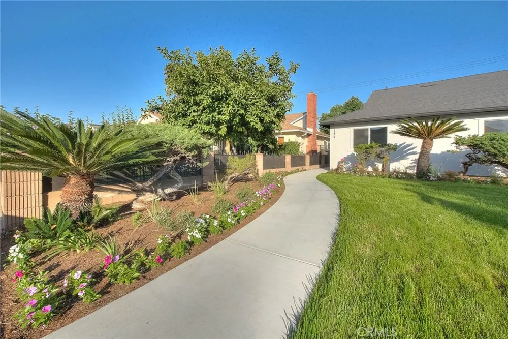 754 Rio Del Sol Avenue Montebello, CA 90640