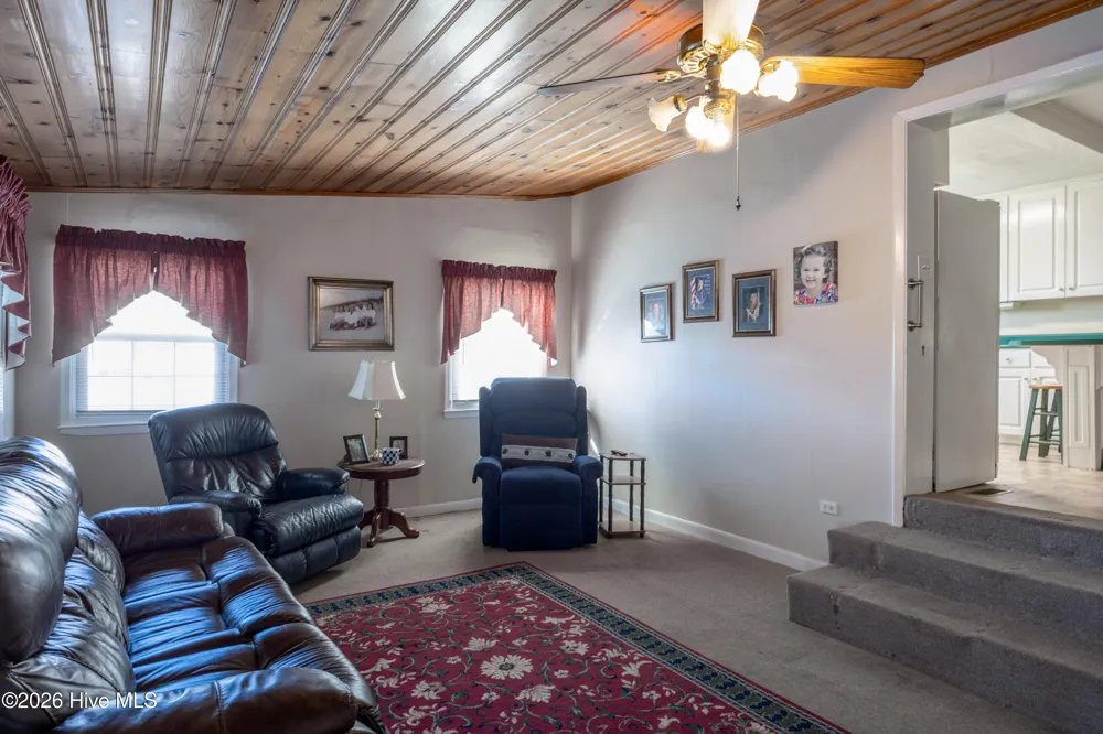502 Raleigh Road Clinton, NC 28328