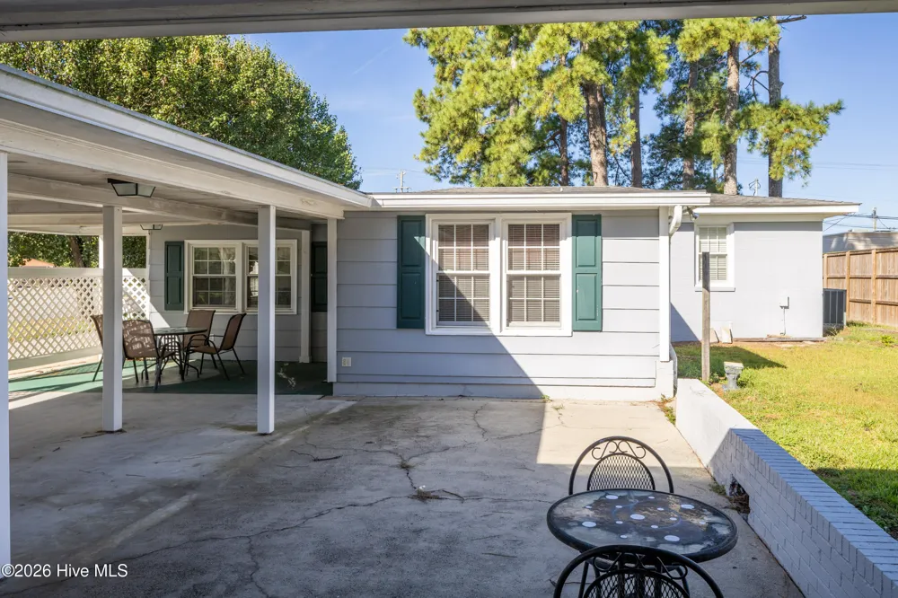 502 Raleigh Road Clinton, NC 28328