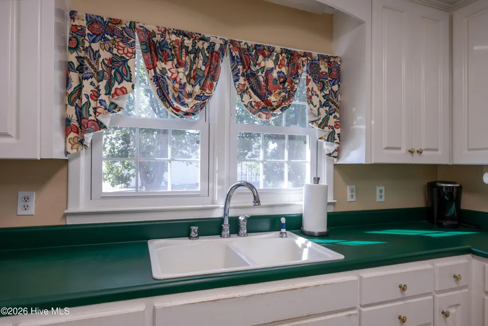 502 Raleigh Road Clinton, NC 28328