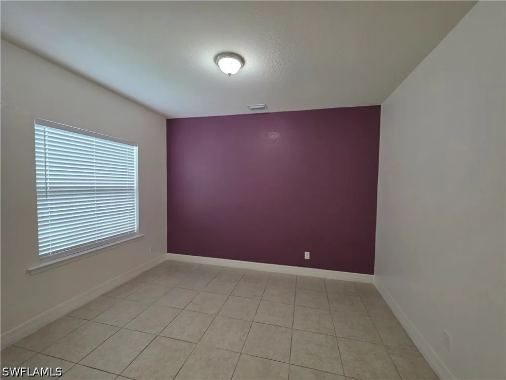 SE 5th Place Cape Coral, FL 33990