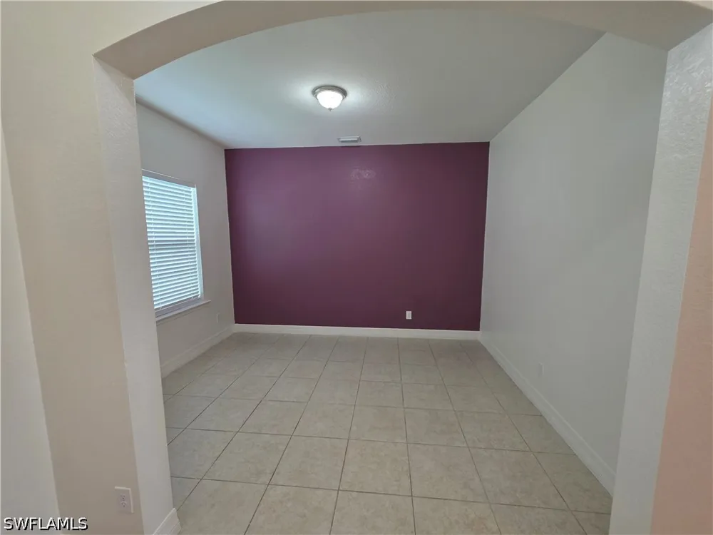 SE 5th Place Cape Coral, FL 33990