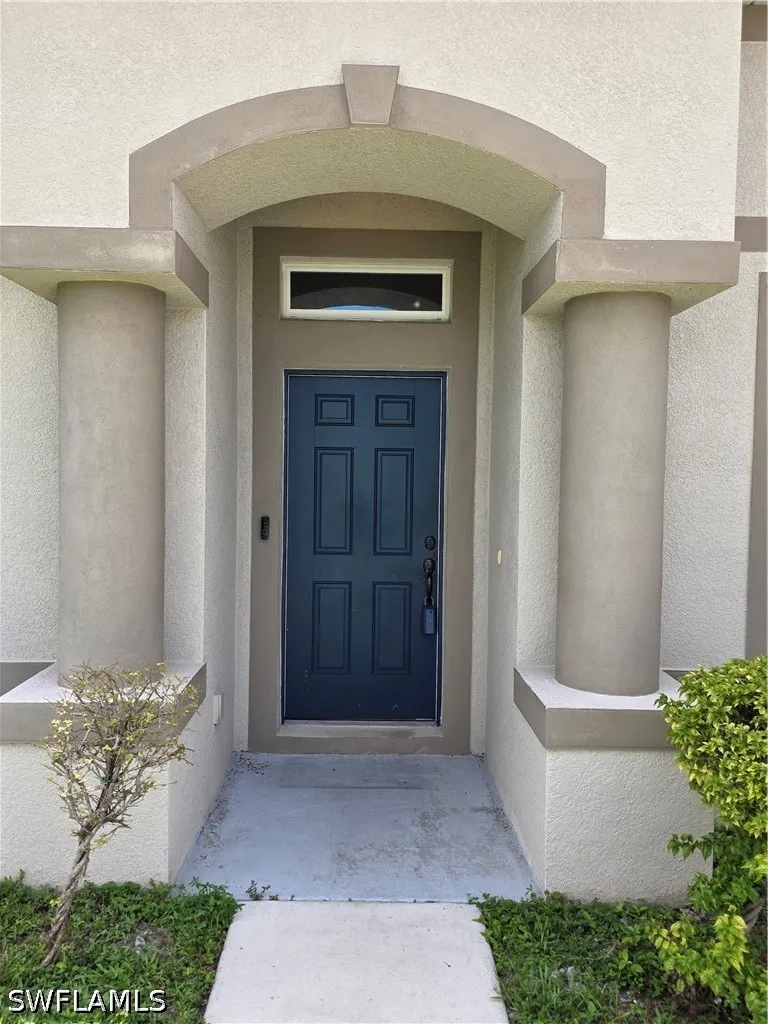 SE 5th Place Cape Coral, FL 33990