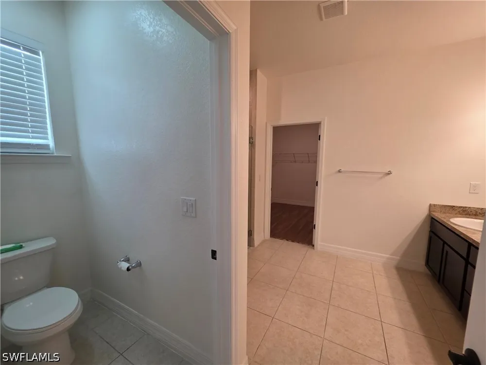 SE 5th Place Cape Coral, FL 33990