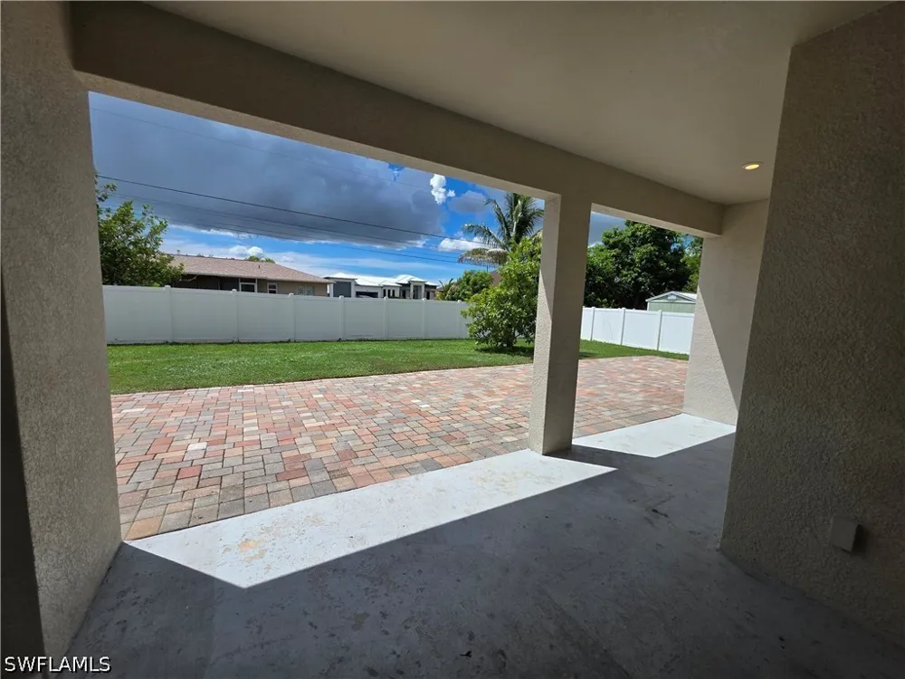 SE 5th Place Cape Coral, FL 33990