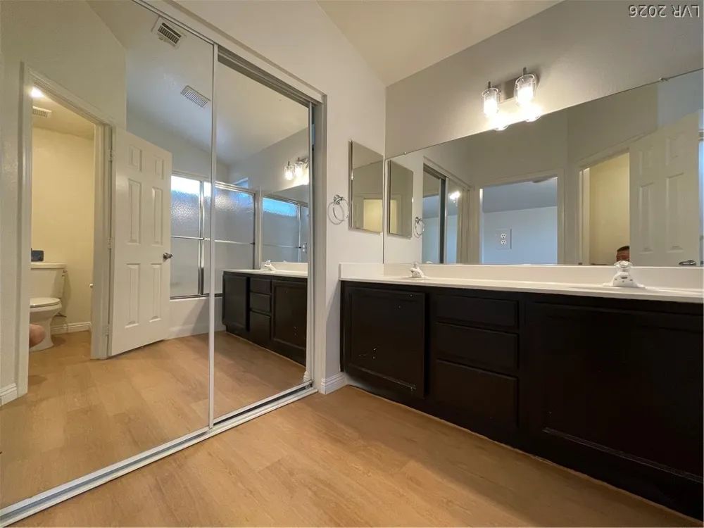 1517 Cross Country Street Las Vegas, NV 89144