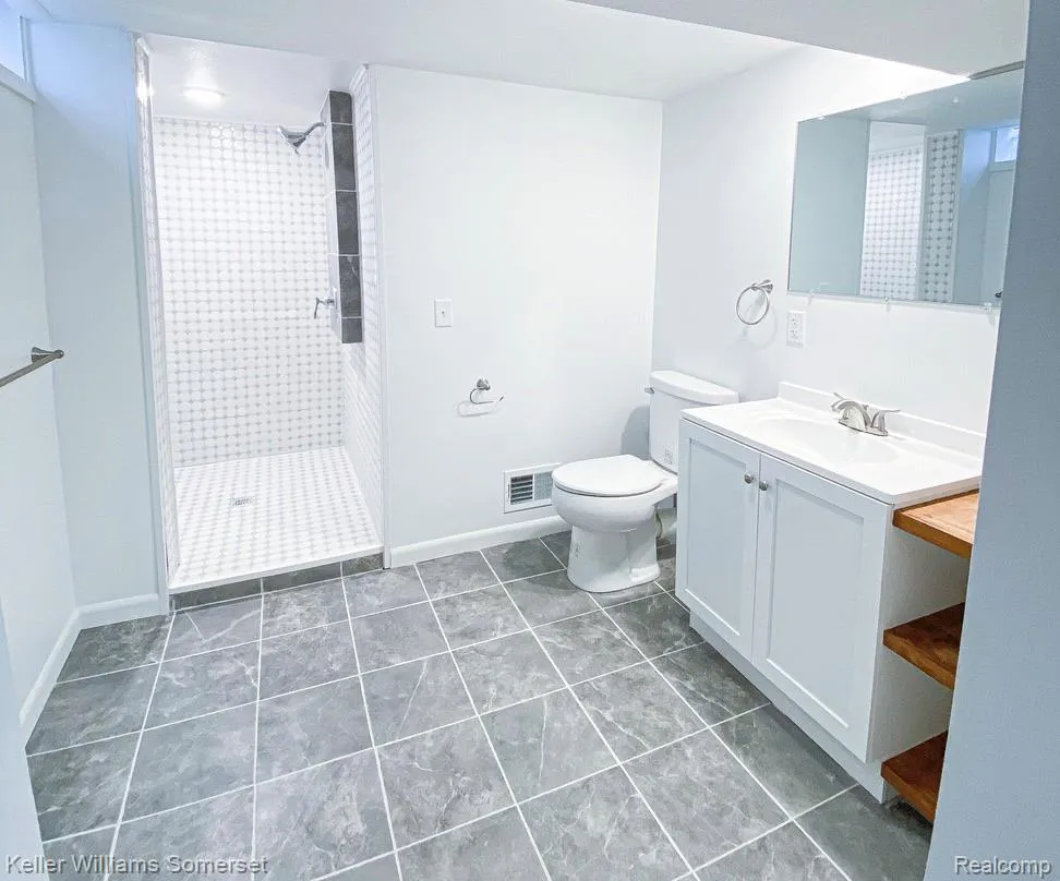 1821 Nazareth Road Kalamazoo Charter Township, MI 49048