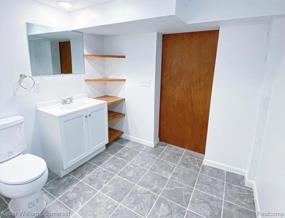 1821 Nazareth Road Kalamazoo Charter Township, MI 49048