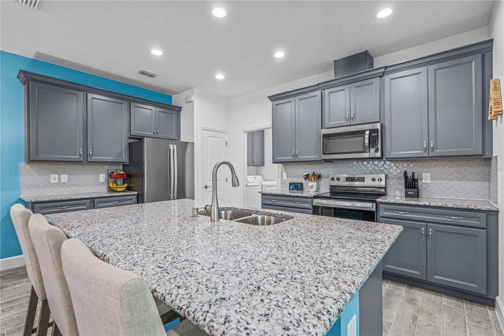 294 GYPSY PALACE LANE Daytona Beach, FL 32124