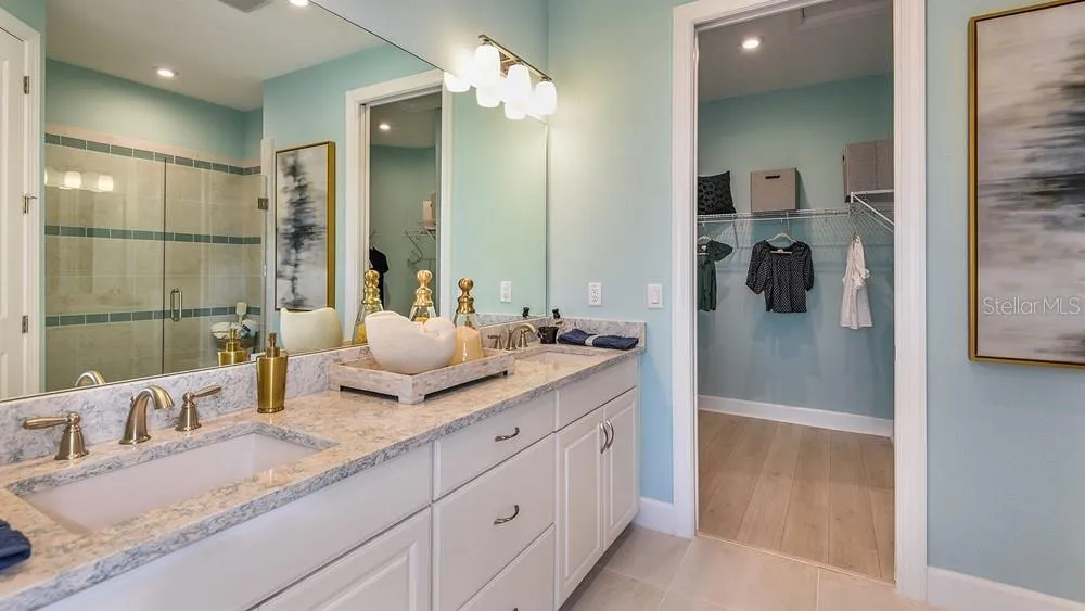 3312 PORTO LANE Bradenton, FL 34211