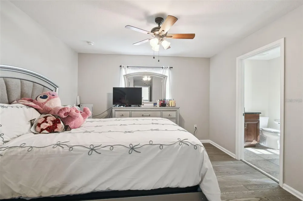 8542 EAGLE BROOK DRIVE Land O Lakes, FL 34638