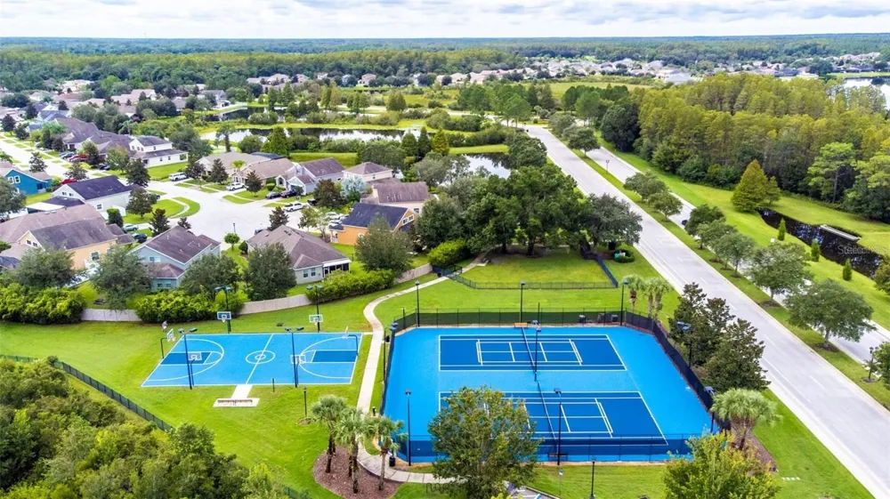 8542 EAGLE BROOK DRIVE Land O Lakes, FL 34638