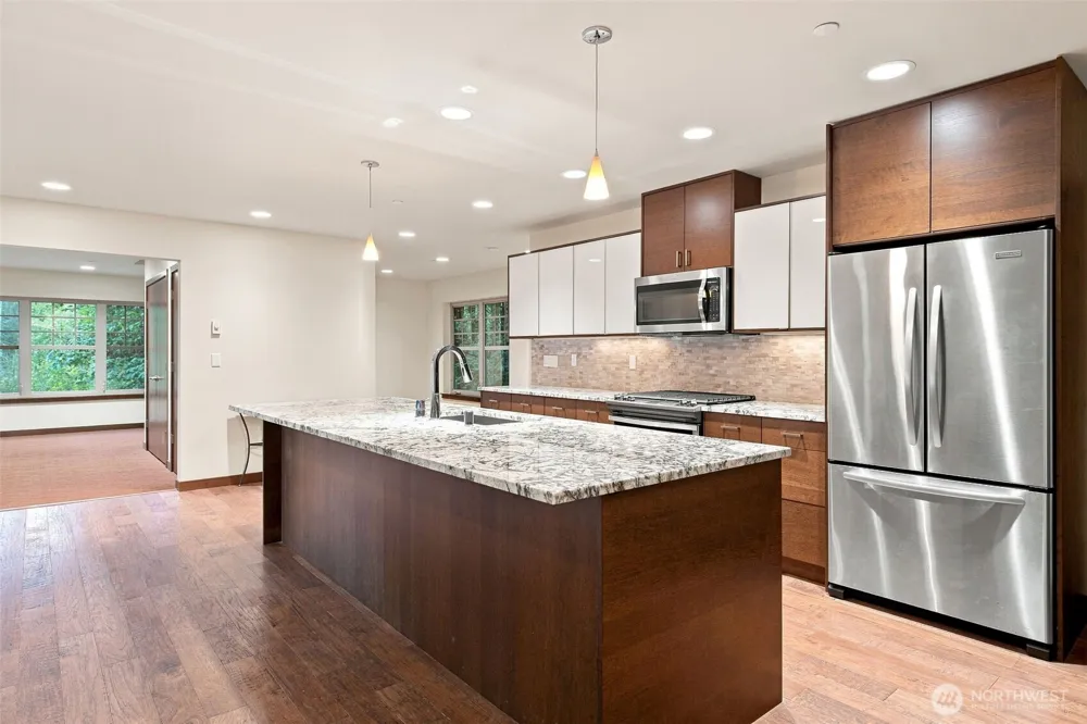 24950 SE Old Black Nugget Road Issaquah, WA 98029