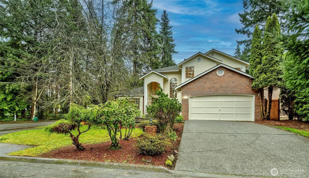 13133 NE 74th Street Kirkland, WA 98033
