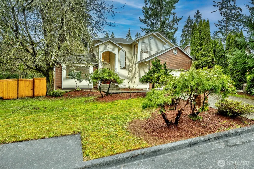 13133 NE 74th Street Kirkland, WA 98033