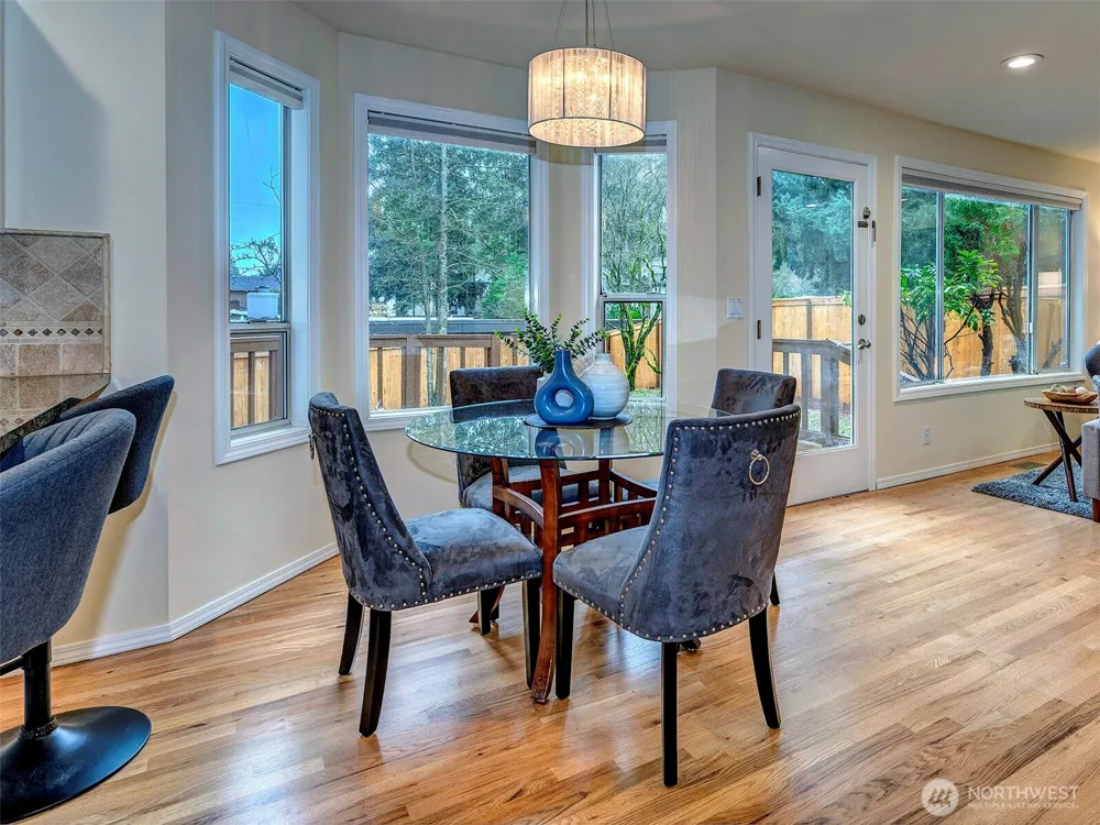 13133 NE 74th Street Kirkland, WA 98033