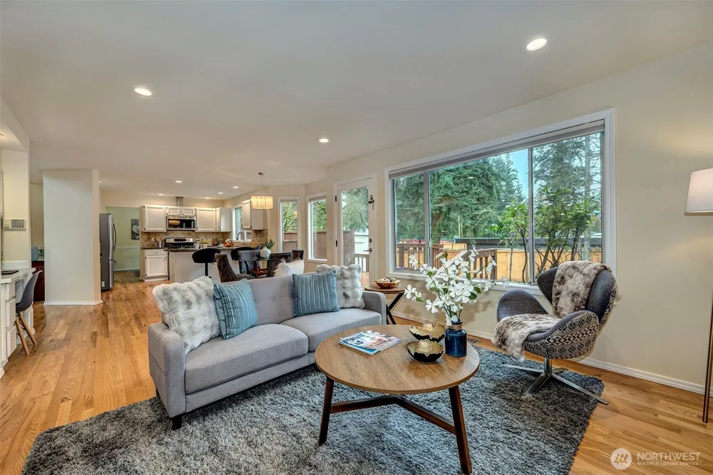 13133 NE 74th Street Kirkland, WA 98033