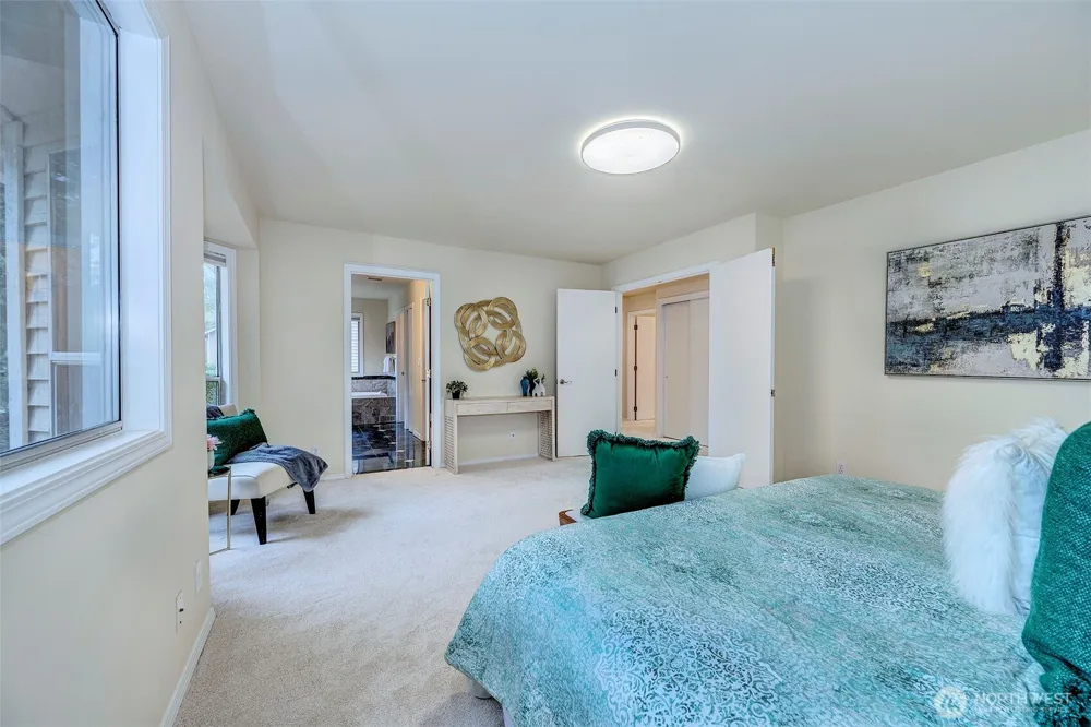 13133 NE 74th Street Kirkland, WA 98033