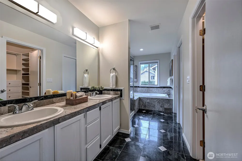 13133 NE 74th Street Kirkland, WA 98033