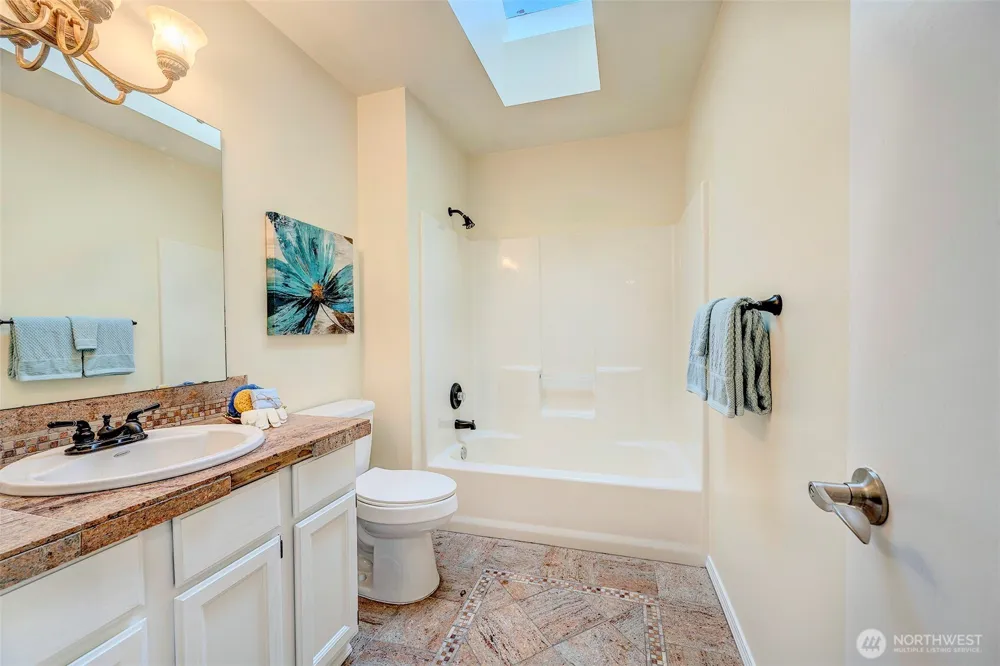 13133 NE 74th Street Kirkland, WA 98033