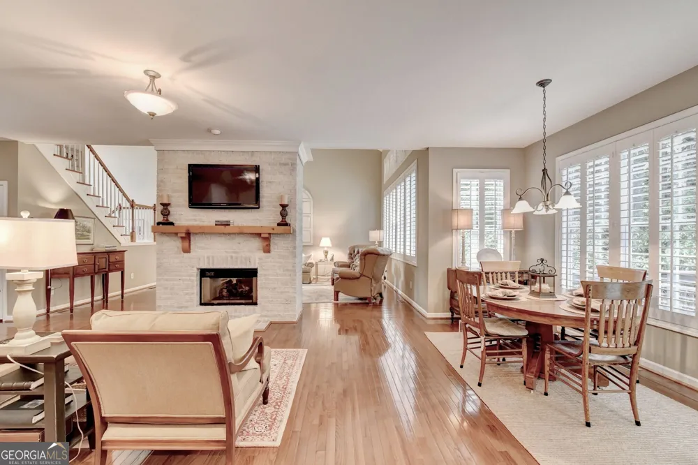 4196 Cami WAY NE Buford, GA 30519
