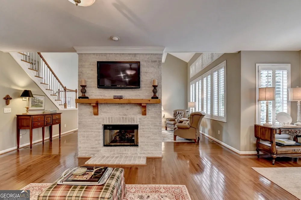 4196 Cami WAY NE Buford, GA 30519