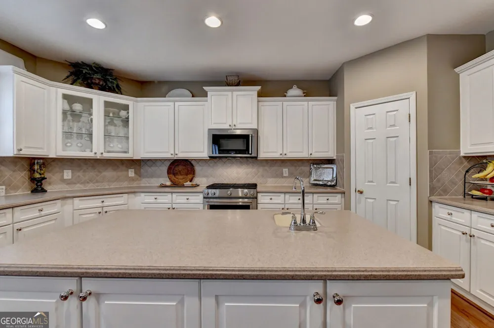 4196 Cami WAY NE Buford, GA 30519