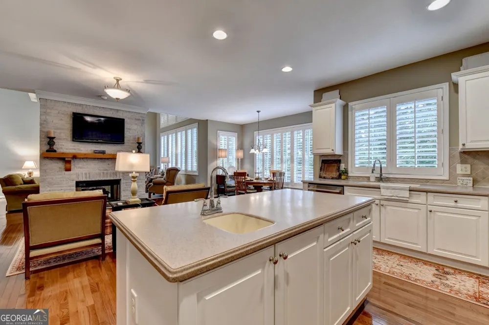 4196 Cami WAY NE Buford, GA 30519