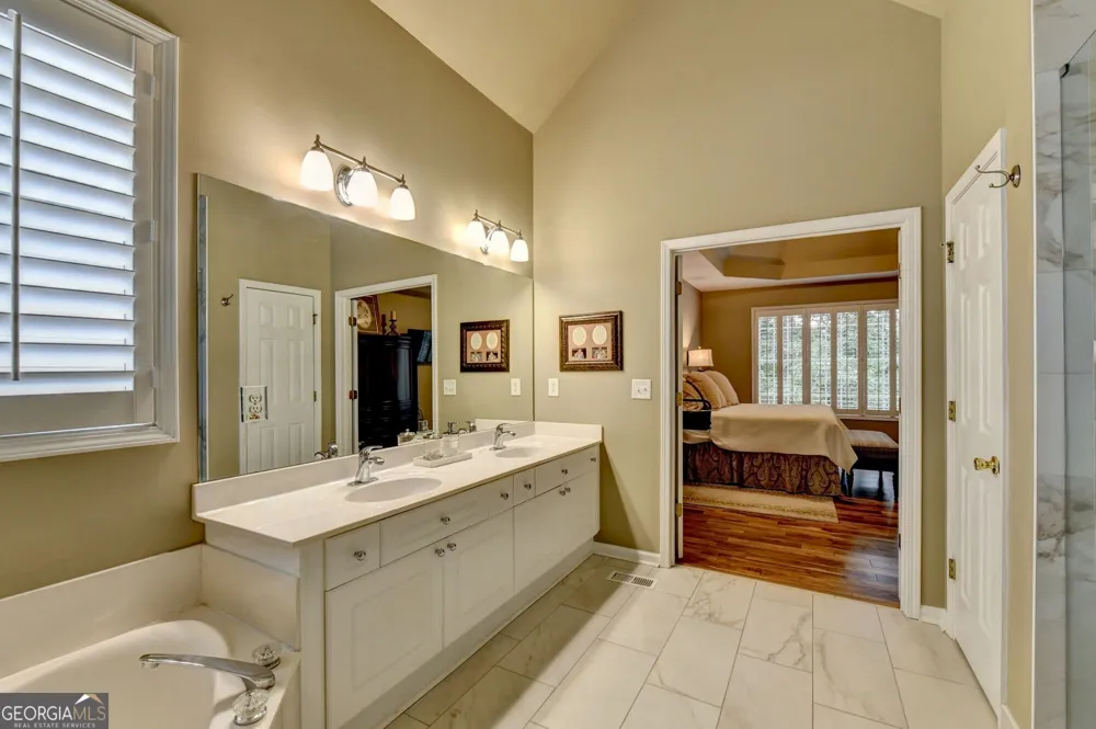 4196 Cami WAY NE Buford, GA 30519