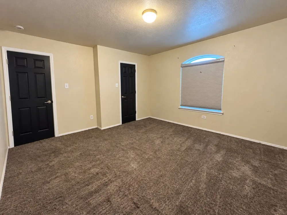3325 Whisper Bluff Schertz, TX 78108