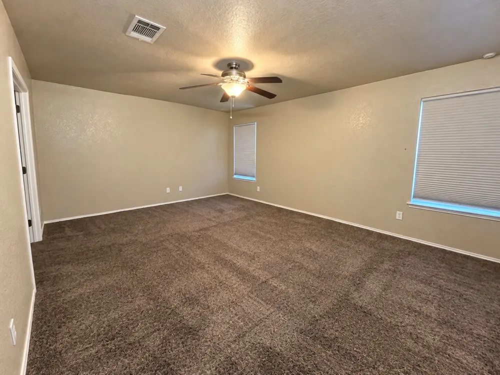 3325 Whisper Bluff Schertz, TX 78108