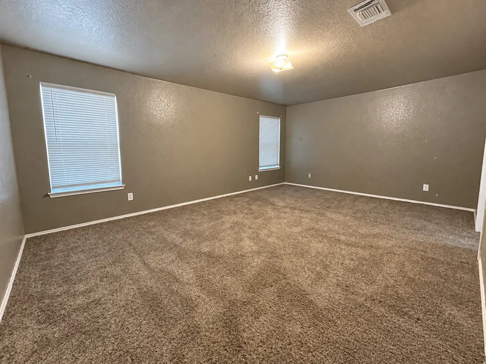3325 Whisper Bluff Schertz, TX 78108