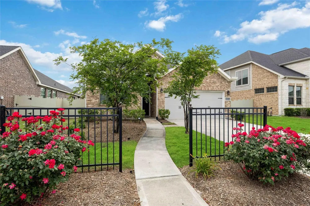 9816 Preserve Way Conroe, TX 77385