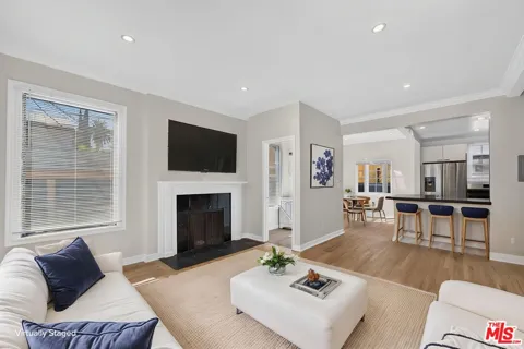 215 S Gale Drive