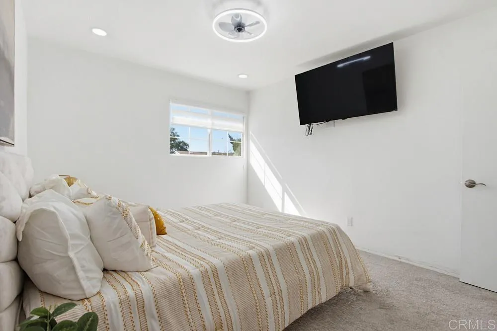 9462 Doheny Road Santee, CA 92071