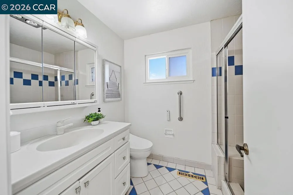 555 Kismet Ct Walnut Creek, CA 94597