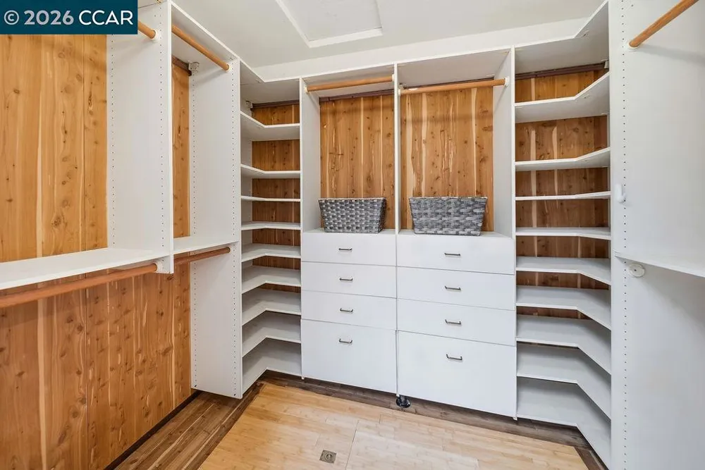 555 Kismet Ct Walnut Creek, CA 94597