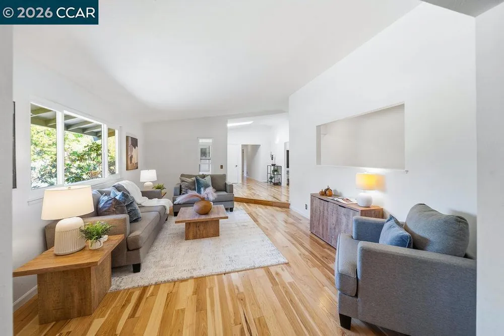 555 Kismet Ct Walnut Creek, CA 94597