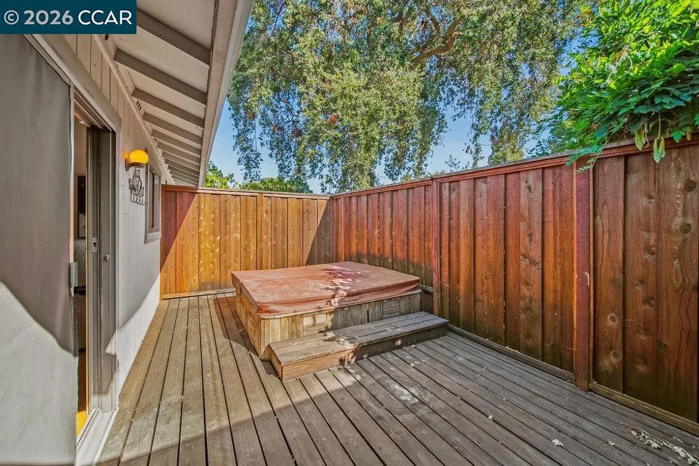 555 Kismet Ct Walnut Creek, CA 94597