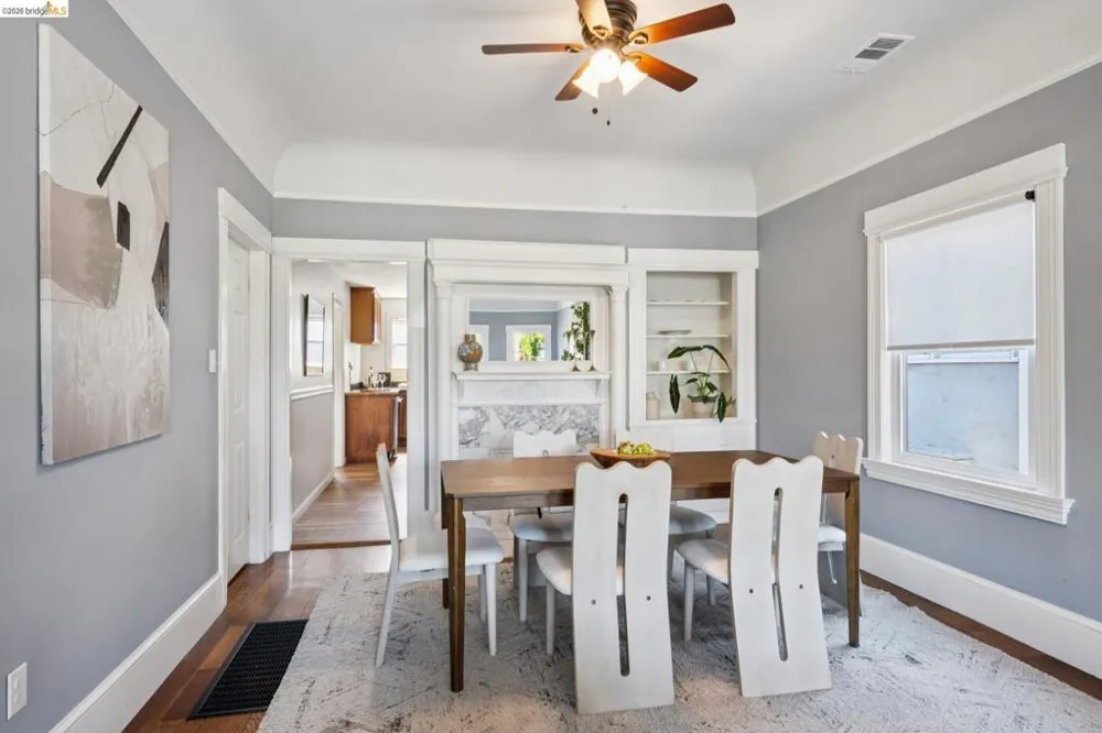1161 61St St Oakland, CA 94608