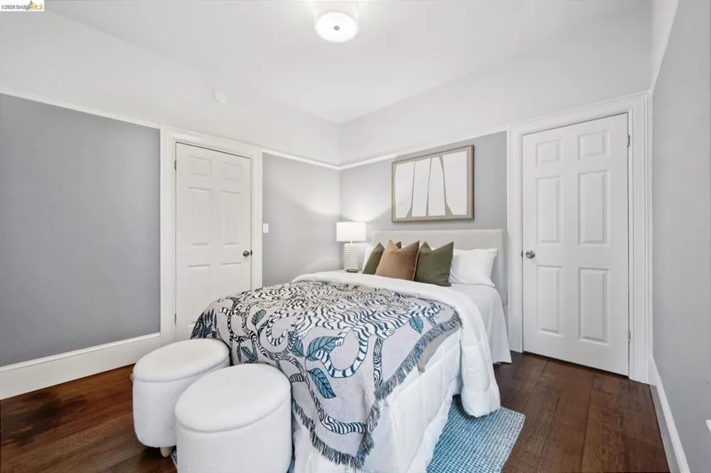 1161 61St St Oakland, CA 94608