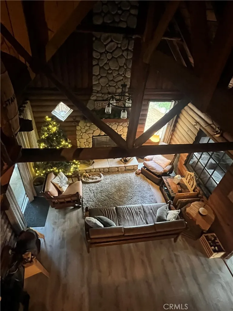 404 Mozumdar Cedarpines Park, CA 92322