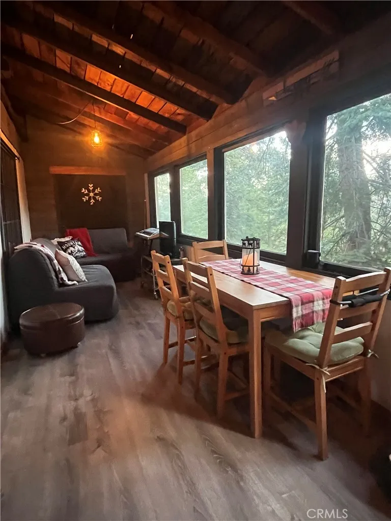 404 Mozumdar Cedarpines Park, CA 92322