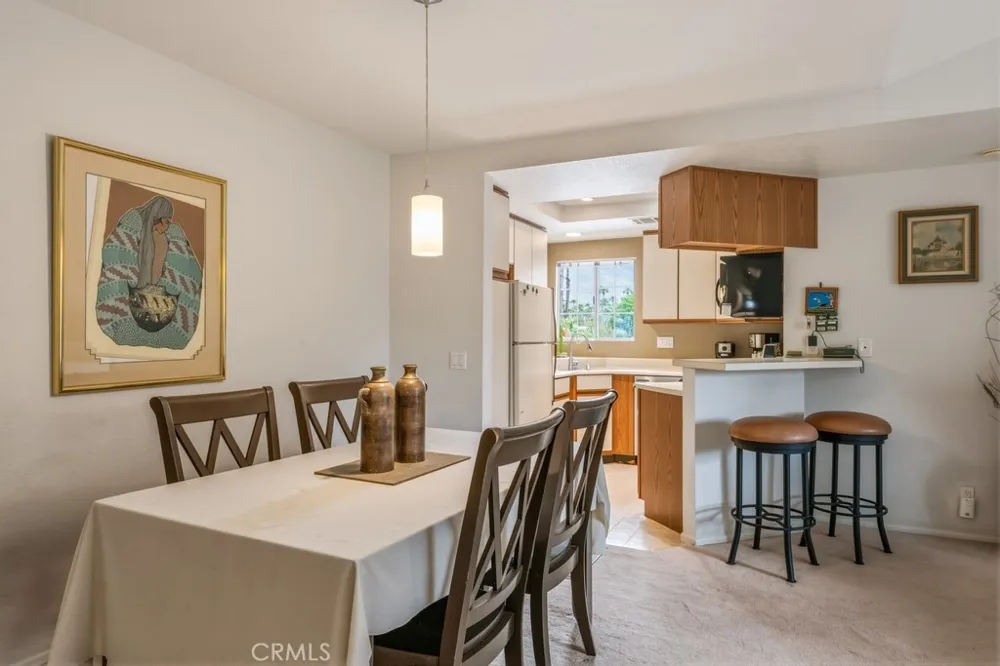 2700 Lawrence Crossley Road #9 Palm Springs, CA 92264