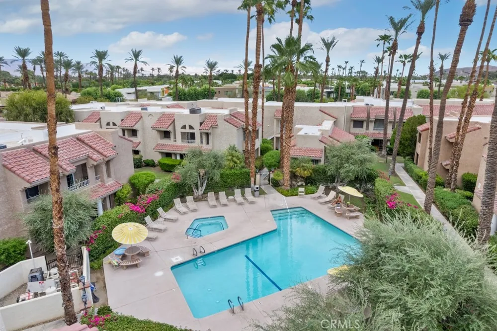 2700 Lawrence Crossley Road #9 Palm Springs, CA 92264
