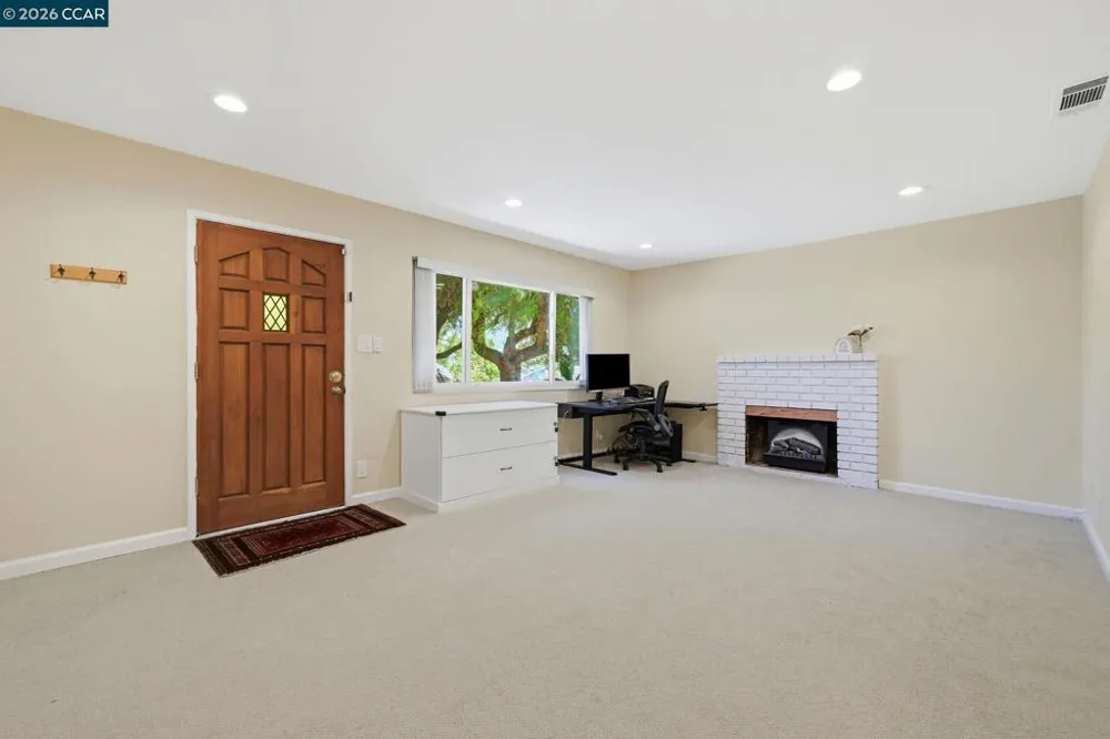 1501 Lassen Ct Vallejo, CA 94591
