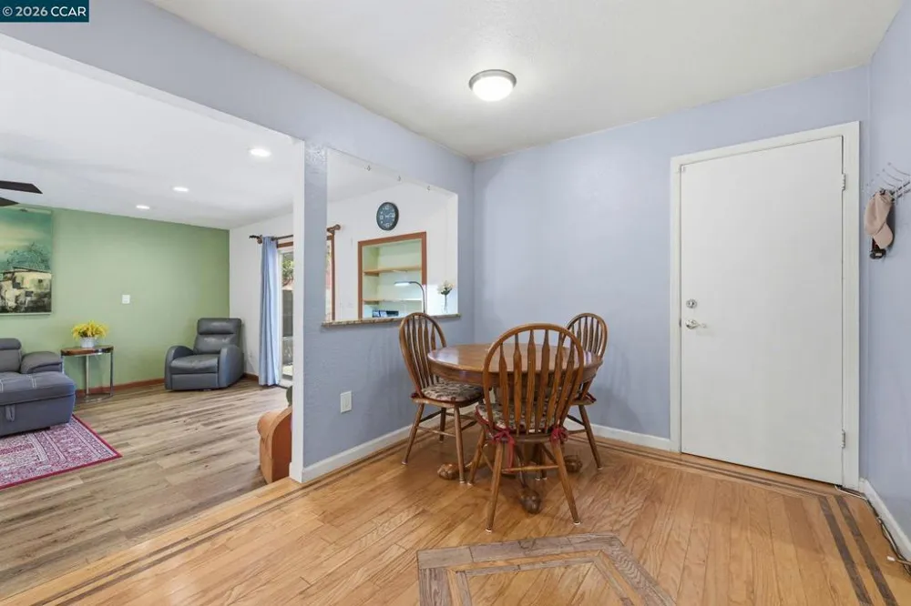 1501 Lassen Ct Vallejo, CA 94591