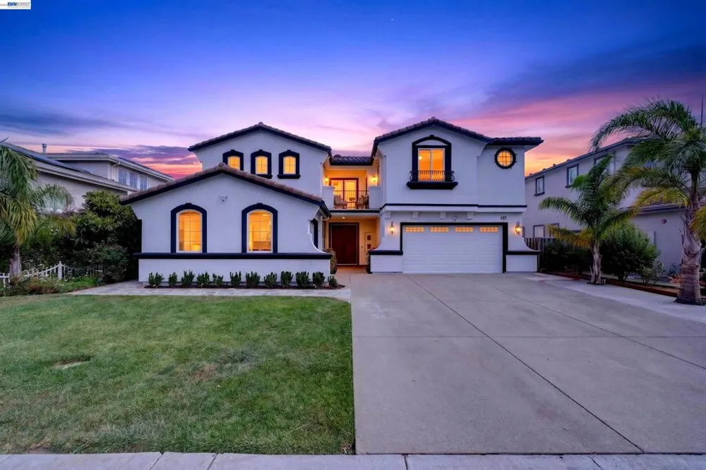 5518 Alvelais Dr Union City, CA 94587