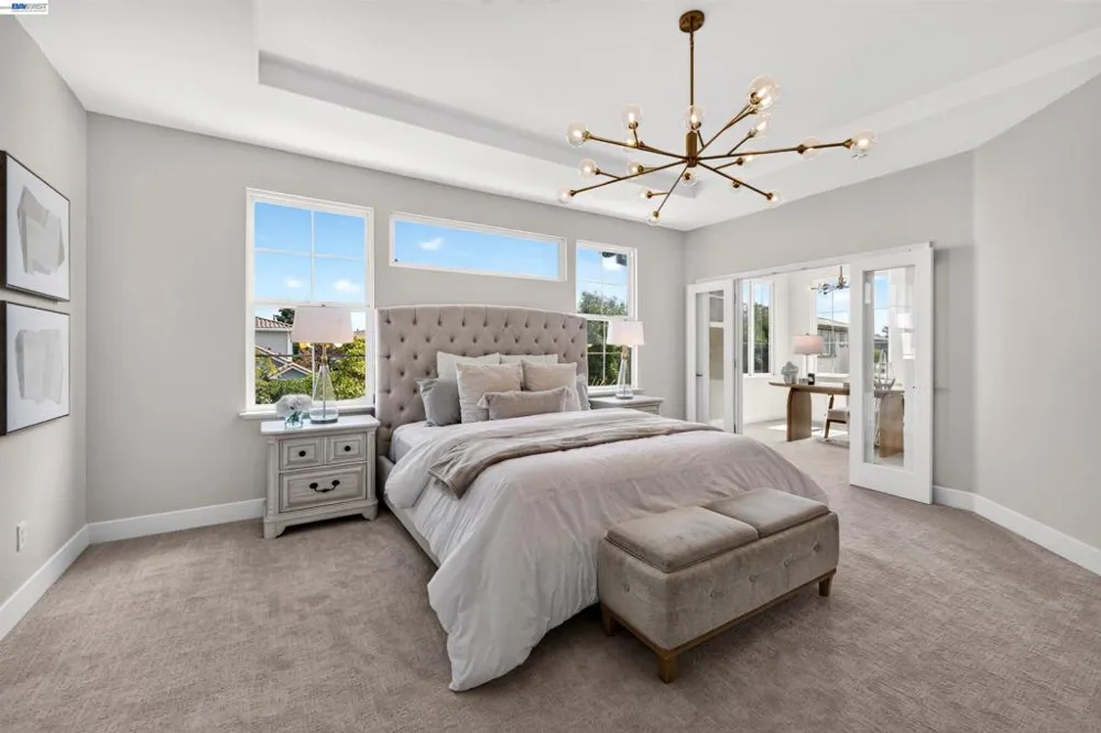 5518 Alvelais Dr Union City, CA 94587