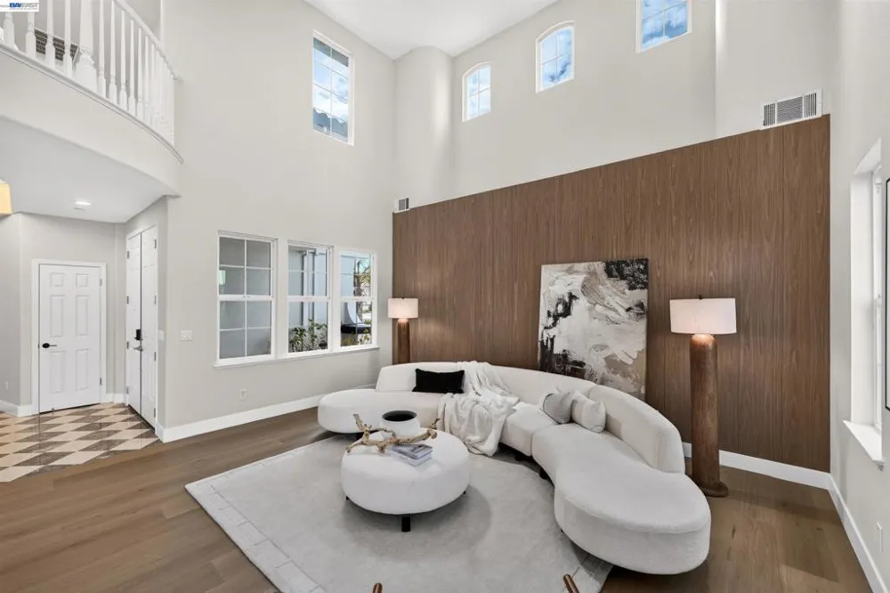 5518 Alvelais Dr Union City, CA 94587